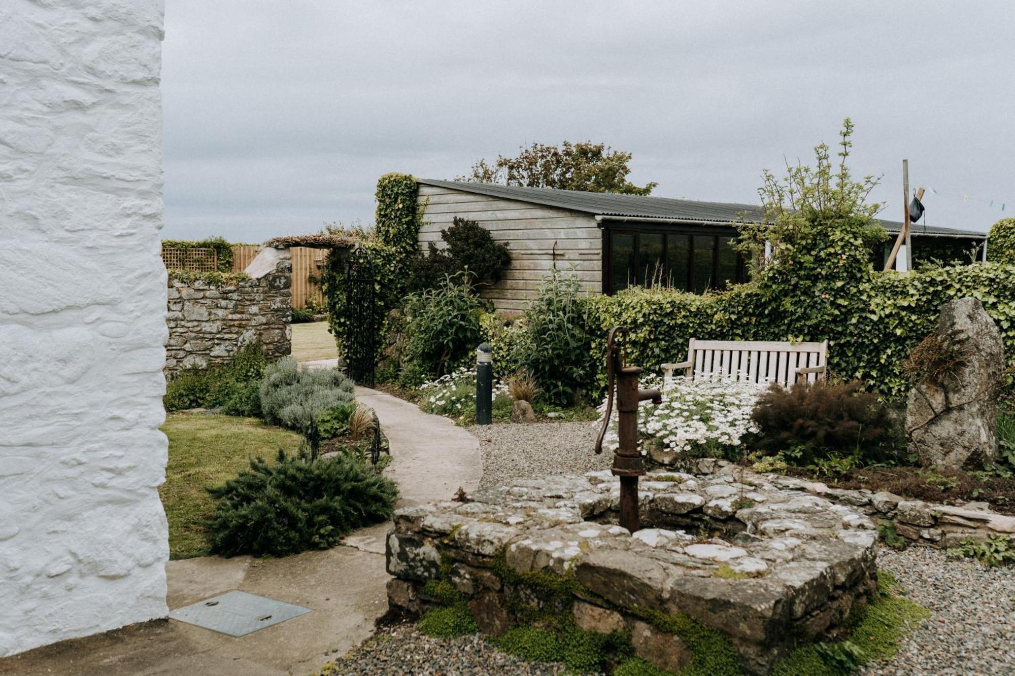 Treleddyn Farmhouse 세인트데이비즈 외부 사진