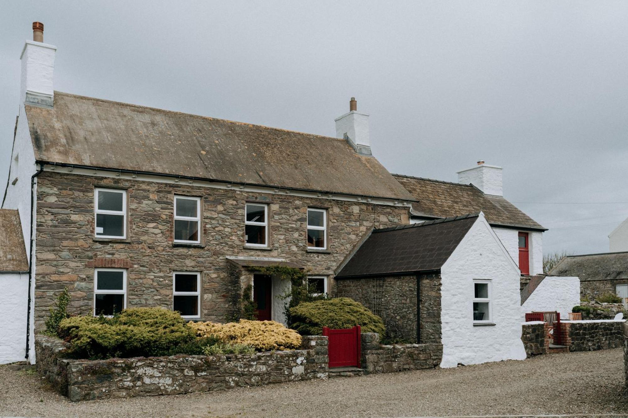 Treleddyn Farmhouse 세인트데이비즈 외부 사진